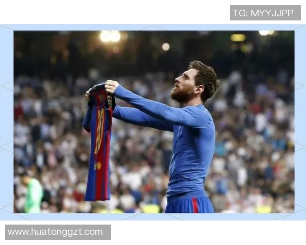 传奇足球球星的荣耀与足迹：从巅峰到传世的传奇之路