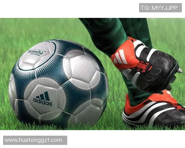 足球球星床盖:从球场传奇到私人生活的幕后故事揭秘 足球球星床盖:从球场传奇到私人生活的幕后故事揭秘